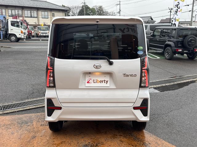 タント カスタムＲＳ　ＥＴＣ　バックカメラ　両側電動スライドドア　ナビ　ＴＶ　クリアランスソナー　衝突被害軽減システム　オートライト　スマートキー　アイドリングストップ　電動格納ミラー　ベンチシート（19枚目）