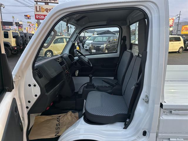 クリッパートラック ＤＸ　軽トラック　ＭＴ　クリアランスソナー　アイドリングストップ　ＥＳＣ　エアコン　パワーウィンドウ　運転席エアバッグ　助手席エアバッグ（15枚目）