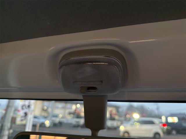 クリッパートラック ＤＸ　軽トラック　ＭＴ　クリアランスソナー　アイドリングストップ　ＥＳＣ　エアコン　パワーウィンドウ　運転席エアバッグ　助手席エアバッグ（28枚目）