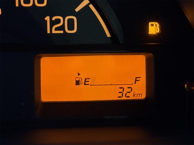 クリッパートラック ＤＸ　軽トラック　ＭＴ　クリアランスソナー　アイドリングストップ　ＥＳＣ　エアコン　パワーウィンドウ　運転席エアバッグ　助手席エアバッグ（31枚目）