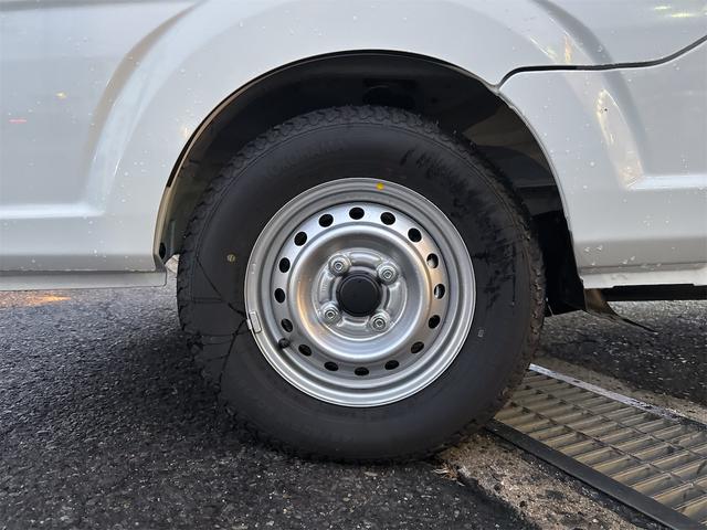 クリッパートラック ＤＸ　軽トラック　ＭＴ　クリアランスソナー　アイドリングストップ　ＥＳＣ　エアコン　パワーウィンドウ　運転席エアバッグ　助手席エアバッグ（36枚目）