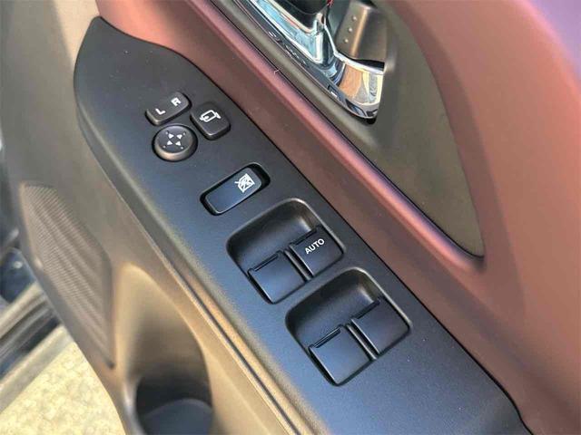 スペーシアカスタム ハイブリッドＧＳ　両側スライド・片側電動　クリアランスソナー　オートクルーズコントロール　レーンアシスト　オートライト　スマートキー　アイドリングストップ　電動格納ミラー　シートヒーター　ベンチシート　ＣＶＴ　ＥＳＣ（33枚目）