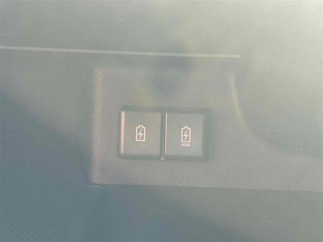 スペーシアカスタム ハイブリッドＧＳ　両側スライド・片側電動　クリアランスソナー　オートクルーズコントロール　レーンアシスト　オートライト　スマートキー　アイドリングストップ　電動格納ミラー　シートヒーター　ベンチシート　ＣＶＴ　ＥＳＣ（39枚目）