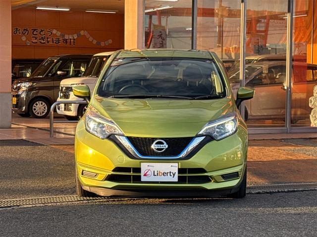 ノート e-パワー X ETC 純正ナビ Bluetooth対応 TV 衝突被害軽減システム スマートキー アイドリングストップ 電動格納ミラー CVT 盗難防止システム 衝突安全ボディ ABS ESC CD USB(10枚目)