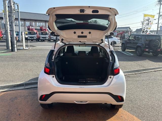 トヨタ アクア 24枚目