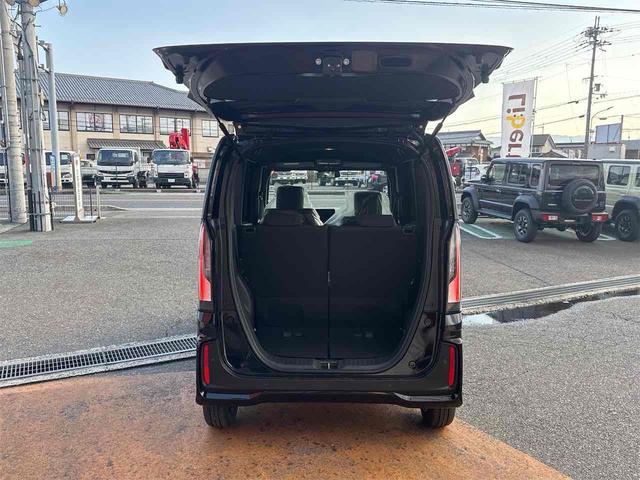 ホンダ Ｎ－ＢＯＸカスタム 28枚目