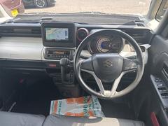 運転者にとっては日々使用することとなる運転席です。運転席が快適だと運転に集中することができますね。 2