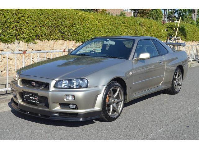 ＧＴ－Ｒ　Ｍスペック　Ｍ－ＳＰＥＣ専用色シリカブレス　フルオリジナル　純正ＯＰフォグランプ　ディーラーメンテナンス車両(5枚目)