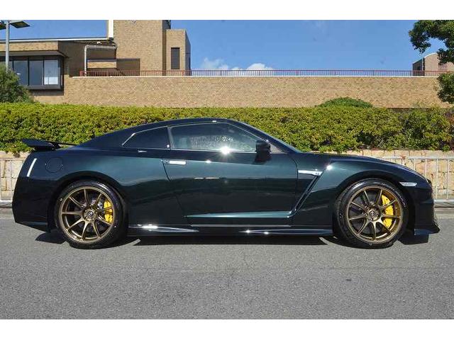 GT-R プレミアムエディション T-スペック MY25モデル NISMOスポーツリセッティング 専用フロアカーペット ボディーコーティング(11枚目)