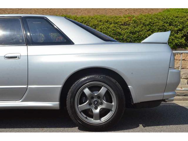 スカイライン ＧＴ－Ｒ　ＮＩＳＭＯボンネットフードトップモール　フロントバンパーダクト　リアウイング　ディーラーメンテナンス車（16枚目）