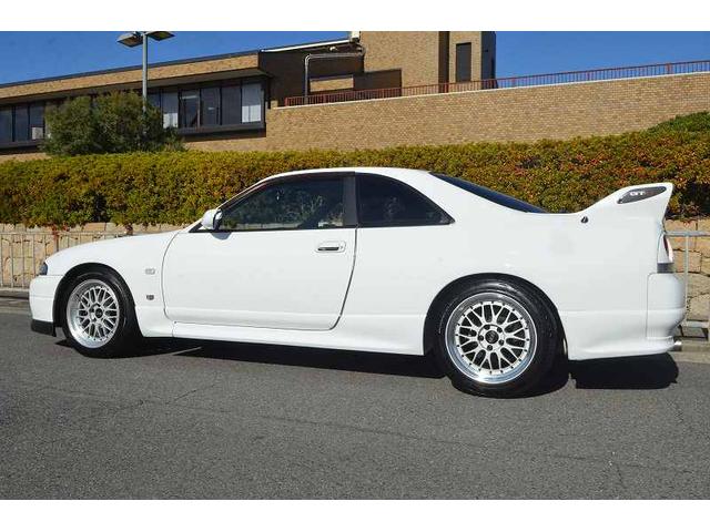 スカイライン GT-R N1フロントバンパーダクト ドアミラーバイザー NISMOシートカバー ディーラーメンテナンス車(6枚目)