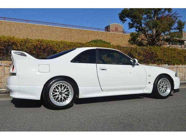 スカイライン GT-R N1フロントバンパーダクト ドアミラーバイザー NISMOシートカバー ディーラーメンテナンス車(10枚目)