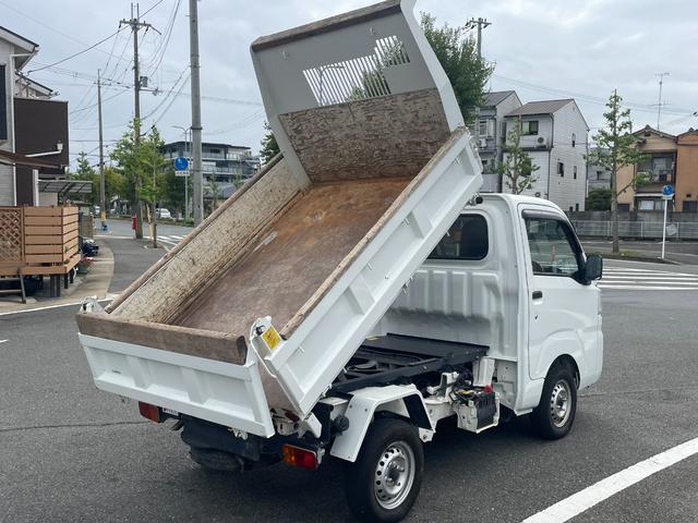 ハイゼットトラック 多目的ダンプ　電動モーター式／４ＷＤ／５ＭＴ／ヘッドライトレベライザー／同色リペイント済み（12枚目）