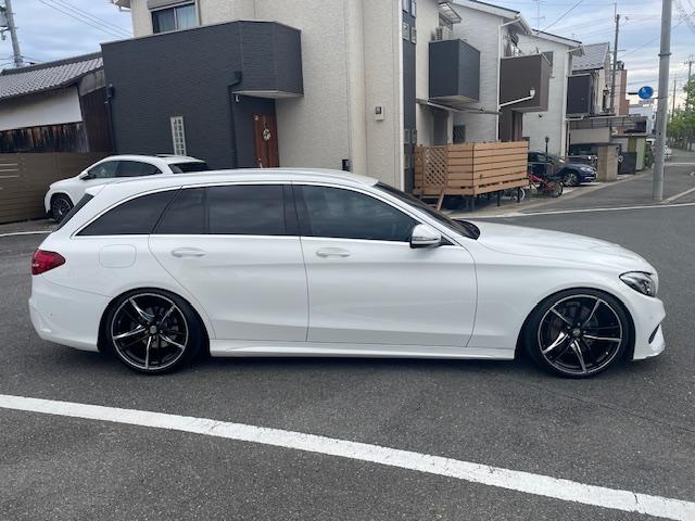 Cクラスステーションワゴン C220d ステーションワゴン スポーツ本革仕様 黒革シート/ナビ&TV/バックカメラ/ETC/ドラレコ/ローダウン/スープラ純正19インチアルミ(9枚目)