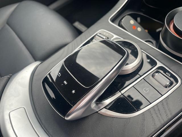 Cクラスステーションワゴン C220d ステーションワゴン スポーツ本革仕様 黒革シート/ナビ&TV/バックカメラ/ETC/ドラレコ/ローダウン/スープラ純正19インチアルミ(17枚目)