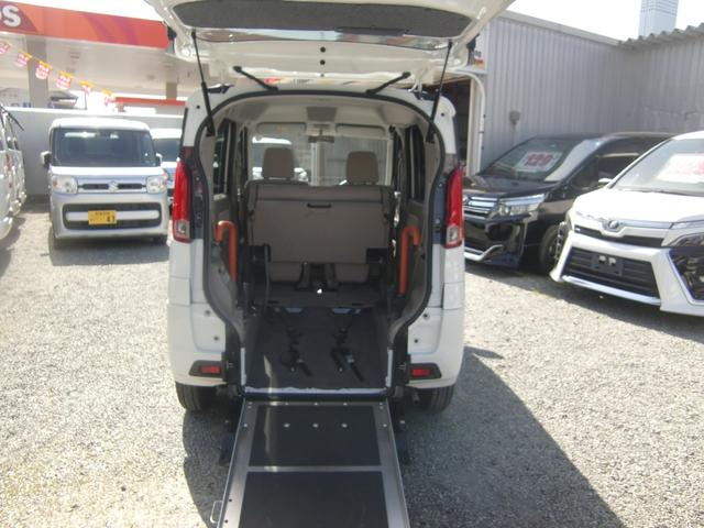 G ウィズ 車いす移動車 リアシート付 福祉車両 リモコン付き電動ウインチ 車いす固定ベルト スマートキー プッシュスタート 電動スライドドア アイドリングストップ CD(44枚目)