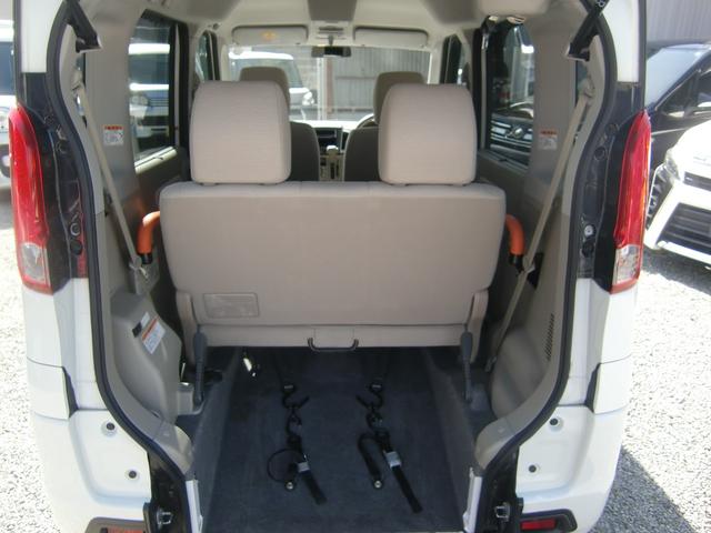 G ウィズ 車いす移動車 リアシート付 福祉車両 リモコン付き電動ウインチ 車いす固定ベルト スマートキー プッシュスタート 電動スライドドア アイドリングストップ CD(45枚目)