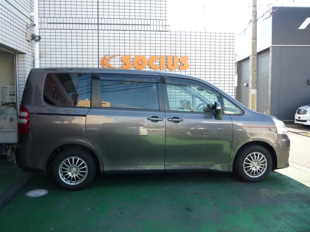 ノア X スペシャルエディション HDDナビ フルセグTV 両側電動スライドドア Bluetooth バックカメラ ETC ドラレコ前(7枚目)