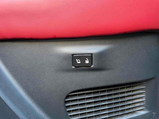 ＮＸ ＮＸ３００　Ｆスポーツ　ドライブレコーダー　ＥＴＣ　全周囲カメラ　オートクルーズコントロール　レーンアシスト　パワーシート　衝突被害軽減システム　サンルーフ　ナビ　オートマチックハイビーム　ＬＥＤヘッドランプ　電動リアゲート（43枚目）