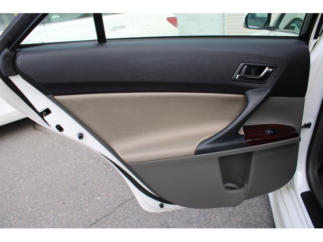 250G リラックスセレクション 全国保証 前後G´s仕様 新品車高調 シーケンシャル(流れる)ウィンカーヘッド シーケンシャルウィンカーテール 新品19アルミ 新品タイヤ 走行5万km台 ナビ バックカメラ 地デジTV 4本出し(33枚目)