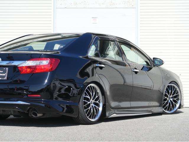 カムリ ハイブリッド Gパッケージ 全国保証 ハイブリッド 後期仕様スピンドルエアロ シーケンシャルウィンカーヘッドライト 新品車高調 新品19アルミ 新品タイヤ ナビ Bluetooth フルセグ地デジ バックカメラ 走行3万km台(18枚目)