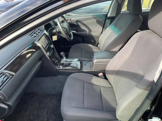 カムリ ハイブリッド Gパッケージ 全国保証 ハイブリッド 後期仕様スピンドルエアロ シーケンシャルウィンカーヘッドライト 新品車高調 新品19アルミ 新品タイヤ ナビ Bluetooth フルセグ地デジ バックカメラ 走行3万km台(42枚目)