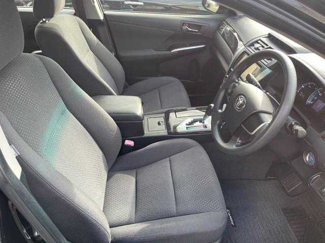 カムリ ハイブリッド 全国保証 ハイブリッド 後期仕様スピンドルエアロ シーケンシャルウィンカーヘッドライト 新品車高調 新品19アルミ 新品タイヤ ナビ 地デジ ETC 走行4万km台(34枚目)