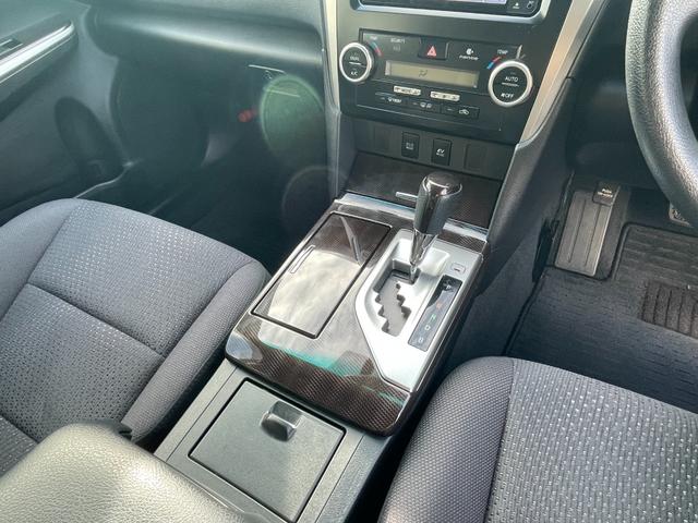 カムリ ハイブリッド 全国保証 ハイブリッド 後期仕様スピンドルエアロ シーケンシャルウィンカーヘッドライト 新品車高調 新品19アルミ 新品タイヤ ナビ 地デジ ETC 走行4万km台(47枚目)