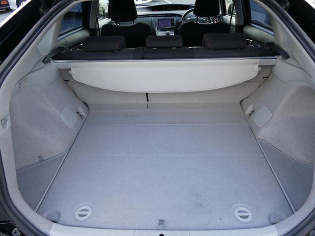 プリウス Ｓツーリングセレクション・Ｇ’ｓ　バックカメラ／ＥＴＣ／フルセグＴＶ／純正ナビ（9枚目）