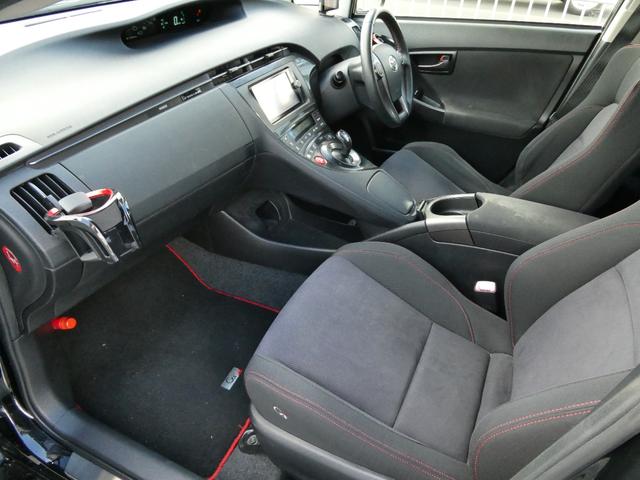 プリウス Ｓツーリングセレクション・Ｇ’ｓ　バックカメラ／ＥＴＣ／フルセグＴＶ／純正ナビ（13枚目）