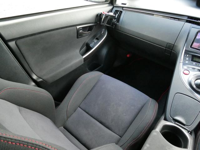 プリウス Ｓツーリングセレクション・Ｇ’ｓ　バックカメラ／ＥＴＣ／フルセグＴＶ／純正ナビ（14枚目）