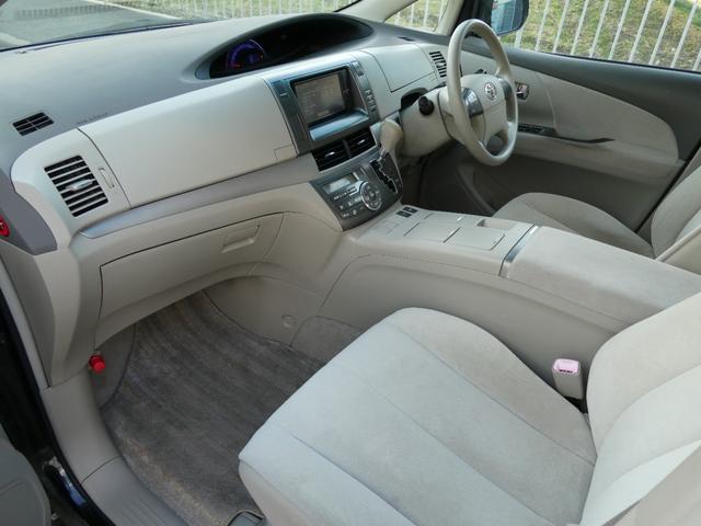 エスティマハイブリッド Ｘ　モデリスタエアロ／両側パワースライド／リアフリップダウンモニター／クルーズコントロール／フルセグＴＶ／ＥＴＣ／ＨＩＤ／プッシュスタート／７人乗り／４ＷＤ／ハイブリット（6枚目）