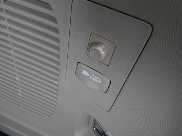 エスティマハイブリッド Ｘ　モデリスタエアロ／両側パワースライド／リアフリップダウンモニター／クルーズコントロール／フルセグＴＶ／ＥＴＣ／ＨＩＤ／プッシュスタート／７人乗り／４ＷＤ／ハイブリット（20枚目）