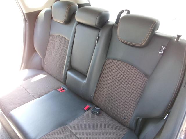 ノート メダリスト　Ｘ　ＰＳ　ＰＷ　フルオートエアコン　Ｗエアバック　衝突安全ボディ　エマージェンシーブレーキ　スマートキー　プッシュスタート　純正ナビ　アラウンドビューモニター　ＥＴＣ　ステアリングリモコン　修復歴なし（20枚目）