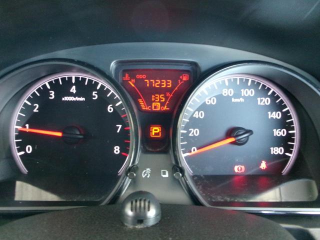 ノート メダリスト　Ｘ　ＰＳ　ＰＷ　フルオートエアコン　Ｗエアバック　衝突安全ボディ　エマージェンシーブレーキ　スマートキー　プッシュスタート　純正ナビ　アラウンドビューモニター　ＥＴＣ　ステアリングリモコン　修復歴なし（31枚目）