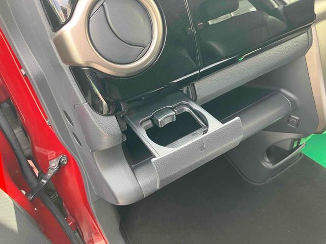 ハスラー ＪスタイルＩＩ　全周囲カメラ　ナビ　ＴＶ　クリアランスソナー　レーンアシスト　衝突被害軽減システム　オートライト　ＨＩＤ　スマートキー　アイドリングストップ　電動格納ミラー　シートヒーター　ベンチシート　ＣＶＴ（70枚目）