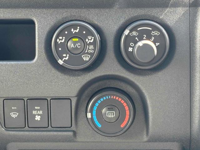 ボンゴブローニイワゴン 　レーンアシスト　衝突被害軽減システム　両側スライドドア　オートマチックハイビーム　キーレスエントリー　電動格納ミラー　ＣＶＴ　１００Ｖ電源　エアコン　パワーウィンドウ　運転席エアバッグ（47枚目）