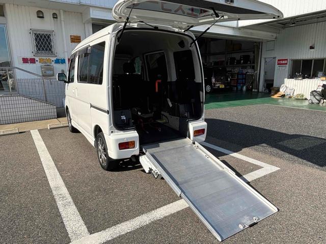 アトレーワゴン 　福祉車輌　ドライブレコーダー　ＥＴＣ　バックカメラ　ナビ　ＴＶ　衝突被害軽減システム　両側スライドドア　キーレスエントリー　アイドリングストップ　電動格納ミラー　オートマチックハイビーム（4枚目）
