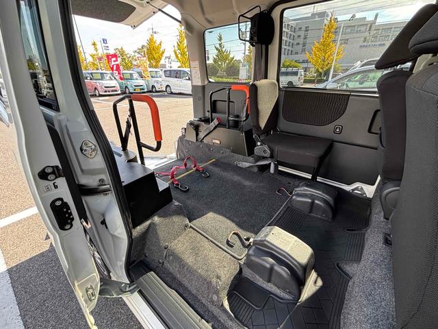 アトレーワゴン 　福祉車輌　ドライブレコーダー　ＥＴＣ　バックカメラ　ナビ　ＴＶ　衝突被害軽減システム　両側スライドドア　キーレスエントリー　アイドリングストップ　電動格納ミラー　オートマチックハイビーム（66枚目）