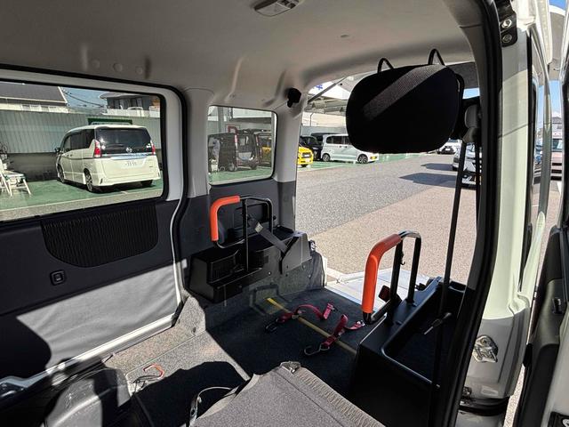 アトレーワゴン 　福祉車輌　ドライブレコーダー　ＥＴＣ　バックカメラ　ナビ　ＴＶ　衝突被害軽減システム　両側スライドドア　キーレスエントリー　アイドリングストップ　電動格納ミラー　オートマチックハイビーム（70枚目）