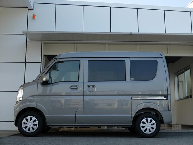 エブリイ ジョイン　新車未登録　４ＷＤ　ＣＶＴ　セーフティーサポート　ＤＣＢＳ　ＬＥＤオートライト　シートヒーター　スマートキ―＆プッシュスタート　ＵＳＢソケット　分割可倒式リアシート　チルト機能付ステアリング（5枚目）