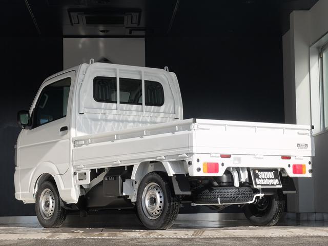 キャリイトラック ＫＣエアコン・パワステ　新車未登録車両／４ＷＤ／スズキセフティサポート／ヒルホールドコントロール／オートライト／アイドリングストップ／キーレスエントリー／３方開（23枚目）