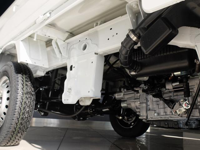 キャリイトラック ＫＣエアコン・パワステ　新車未登録車両／４ＷＤ／スズキセフティサポート／ヒルホールドコントロール／オートライト／アイドリングストップ／キーレスエントリー／３方開（45枚目）