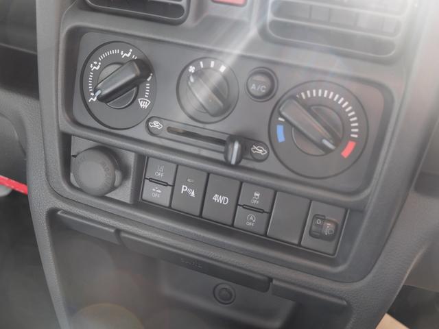 キャリイトラック ＫＣエアコン・パワステ　新車未登録車両／４ＷＤ／スズキセフティサポート／ヒルホールドコントロール／オートライト／アイドリングストップ／キーレスエントリー／３方開（54枚目）