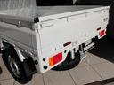 ＫＣエアコン・パワステ　新車未登録車両／４ＷＤ／スズキセフティサポート／ヒルホールドコントロール／オートライト／アイドリングストップ／キーレスエントリー／３方開（67枚目）