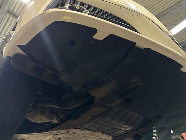 クラウンハイブリッド Ｓ　スポーツスタイル　特別仕様車　ＲＳＲ車高調　ＷＯＲＫ２０インチホイール　社外デジタルインナーミラー　ナビＴＶ　バックカメラ　ＥＴＣ　プリクラッシュ　ＢＳＭ（34枚目）