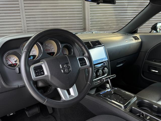 DODGE DODGE CHARENGER SXT