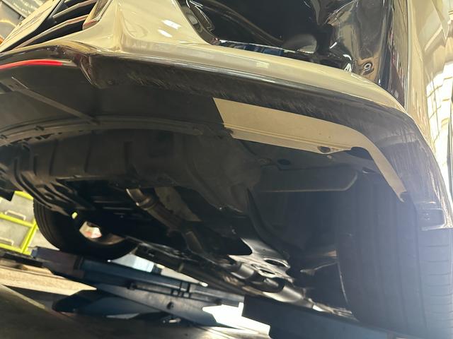 エルグランド ２５０ハイウェイスターＳ　ＮＩＳＭＯエアロ　ＮＩＳＭＯ１９インチホイール　ＮＩＳＭＯサスペンション　ＮＩＳＭＯスポーツマフラー　ナビＴＶ　スマートルームミラー　全方位カメラ　フリップダウンモニター　ＢＯＳＥサウンド（52枚目）