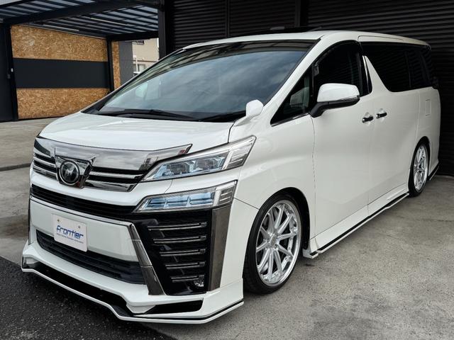 ヴェルファイア ２．５Ｚ　ＫＵＨＬエアロパーツ　ブリッツ車高調　ＷＯＲＫグノーシス２０インチホイール　ツインムーンルーフ　両側パワースライドドア　フリップダウンリアモニター　クルーズコントロール（10枚目）