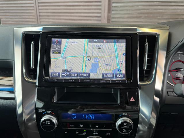 ヴェルファイア ２．５Ｚ　ＫＵＨＬエアロパーツ　ブリッツ車高調　ＷＯＲＫグノーシス２０インチホイール　ツインムーンルーフ　両側パワースライドドア　フリップダウンリアモニター　クルーズコントロール（18枚目）